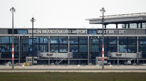 Plan to open Berlin airport in 2017 finally (inevitably) dead