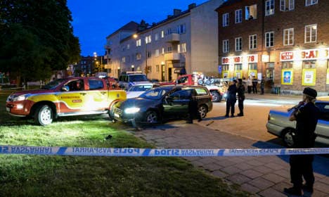 Man arrested in Malmö after armed attack on car