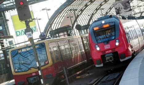 Fare dodger on trial for trying to kill S-Bahn ticket controller
