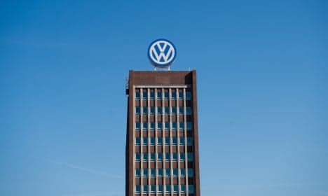 Scandal-hit VW gives staff €3,950 bonus