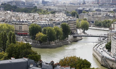 Paris property prices gone mad? €50,000 for 3m² 'loft'