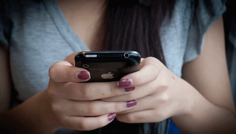 MPs seek to make ‘sexting’ a criminal act