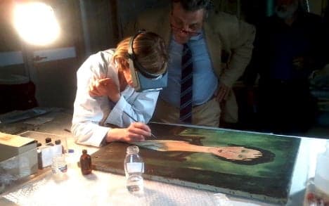 Modigliani 'portrait' found in rubbish tip goes on display