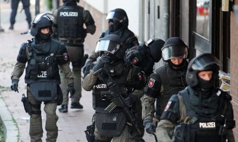 German police raid 'hotbed of radicalization'