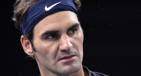 Federer ties Grand Slam record with latest win