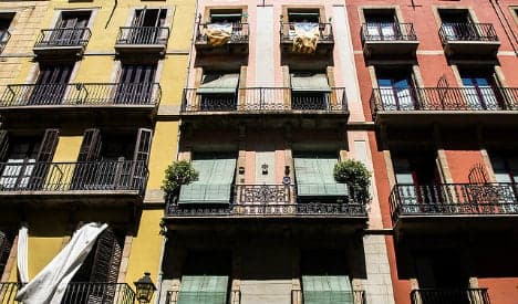 Police bust gang selling fake holiday rentals in Barcelona