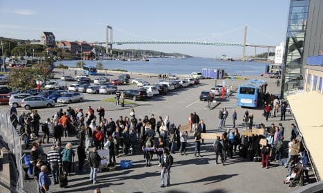 Sweden halves migration forecast figures for 2016