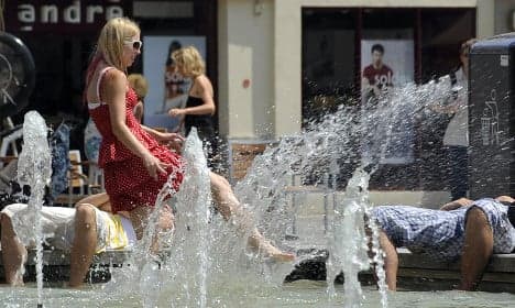 Heatwave drags on as France faces red-hot weekend