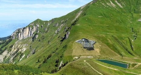 Swiss resort unveils huge ‘natural’ fresco on mountain