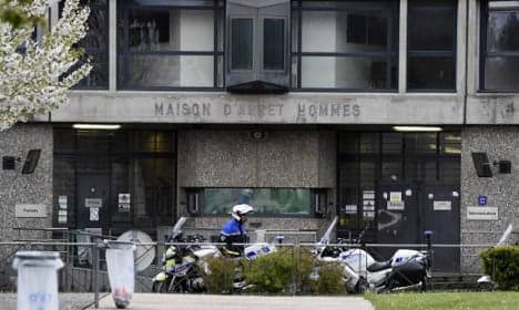 Paris prison 'dismantles suspected radical network'