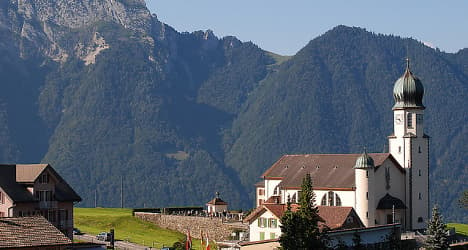 Asylum centre plans shelved after Swiss village protests