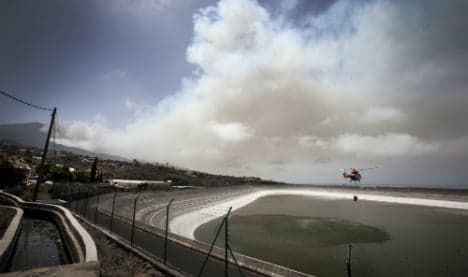 More than 2,500 forced from homes in La Palma wildfire