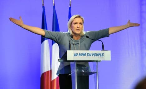 Marine Le Pen vows to 'win back freedom for France'
