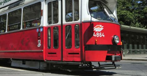 Man hit by tram during fight between Chechens and Turks