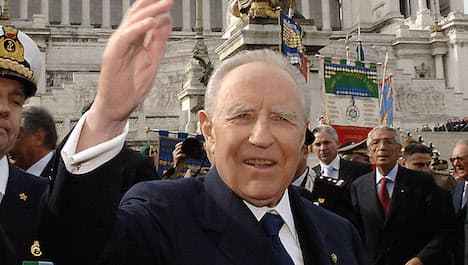 Former Italian president Ciampi dies at 95