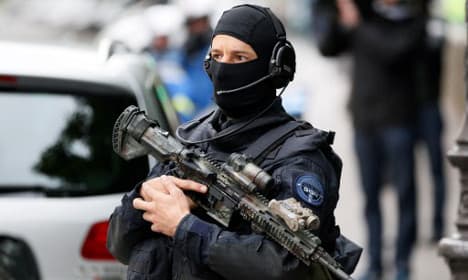 What Paris teen pranksters risk after false terror alarm