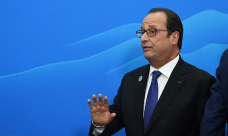 Hollande 'would face wipeout' in presidential vote