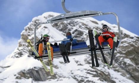 US trumps France as world's top ski destination