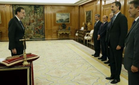 It's official: Mariano Rajoy sworn in as prime minister