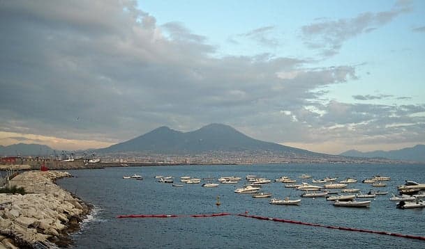 Italy puzzles over how to save 700,000 people from wrath of Vesuvius