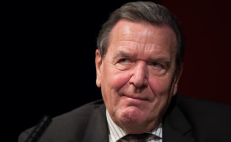 Ex-chancellor Schröder to mediate in supermarket row
