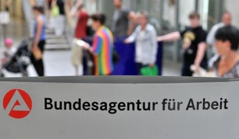 Germany to impose strict welfare curbs for EU migrants