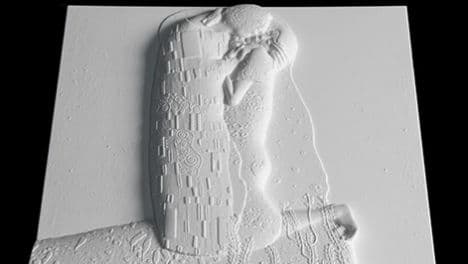Touch and feel a 3-D version of Klimt's 'Kiss'