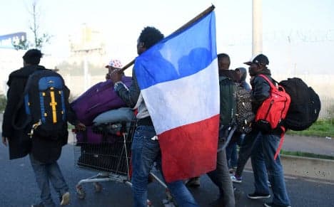 What rights to a future in France for Calais migrants?