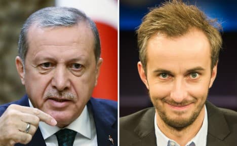 Probe of satirist's Erdogan 'smear' poem dropped