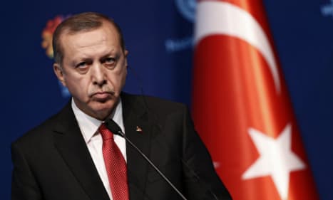 Germany: Erdogan threat to drop refugee deal 'not helpful'