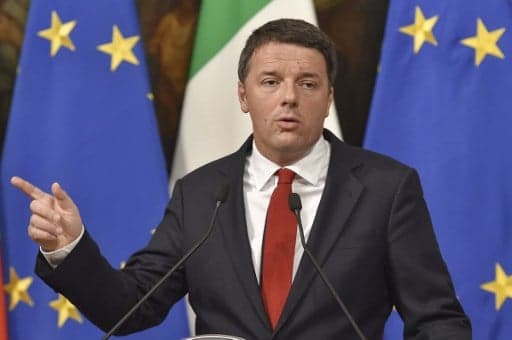 Renzi tries to calm fears of post-referendum economic meltdown