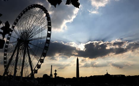 Why does Paris want its famous Big Wheel toppled?