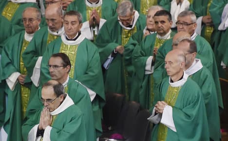 French bishops plead pardon from paedophilia victims
