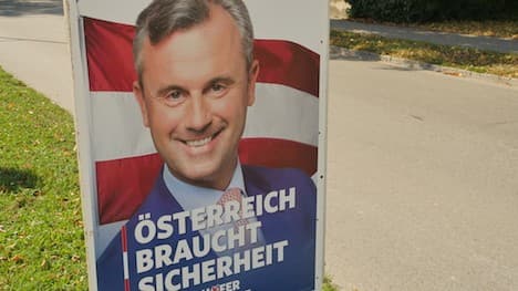 Strache tries to woo Austrian Serbs to vote for Hofer