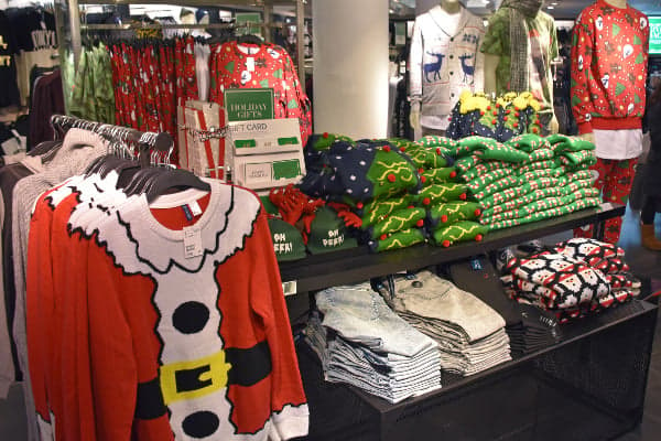 Why the 'ugly Christmas sweater' is making waves in Deutschland