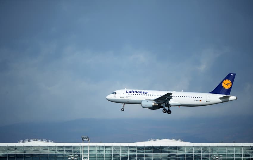 Pilot strike clips Lufthansa's wings by €100 million