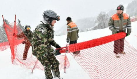 Heavy snowfall nixes skiing World Cup in Switzerland