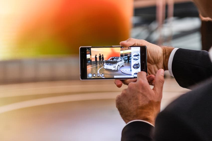BMW launches first augmented reality dealerships