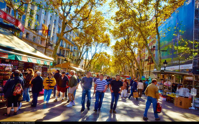 Barcelona approves new tourist accomodation cap
