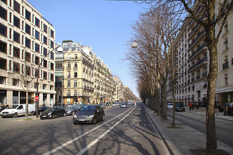 Thieves botch raid on luxury Paris flat belonging to Bin Laden family