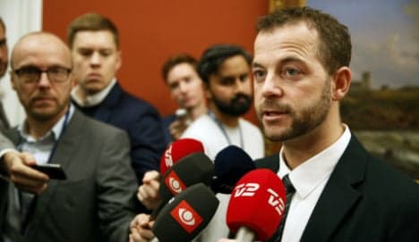 Danish parties call for deal to block EU referendum