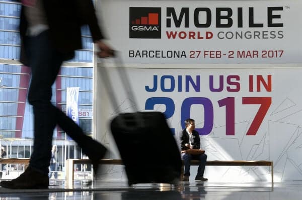 Phone firms turn to artificial intelligence at Barcelona's Mobile World Congress