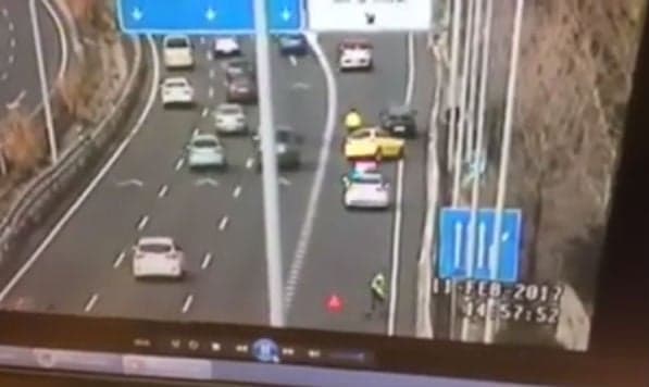 WATCH: Lightning fast reaction of traffic cop on Madrid motorway