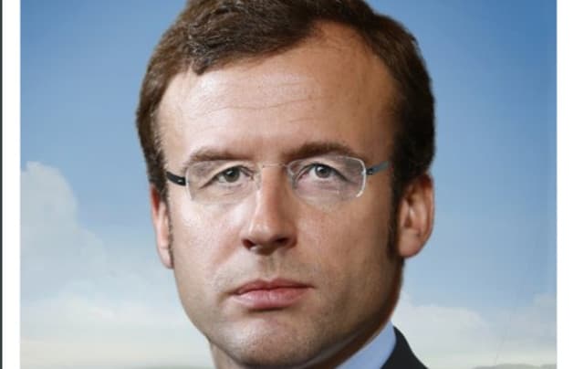 'Emmanuel Hollande': Struggling Fillon attacks Macron in massive online slur campaign