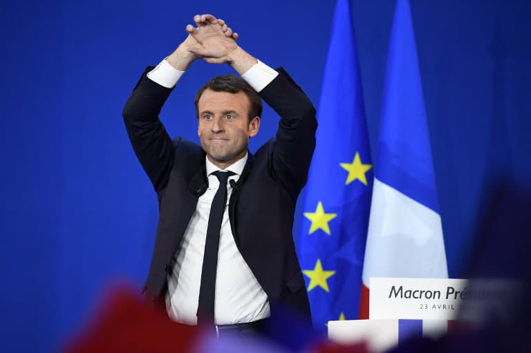 Macron the 'patriot' vows to battle threat of nationalist Le Pen