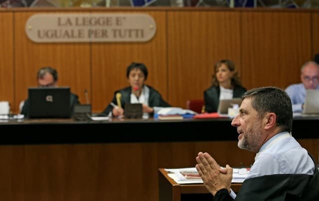 Italy prosecutors call for Mafia Capitale boss to be jailed