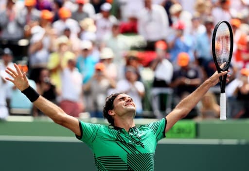 Federer beats Nadal to win Miami Open