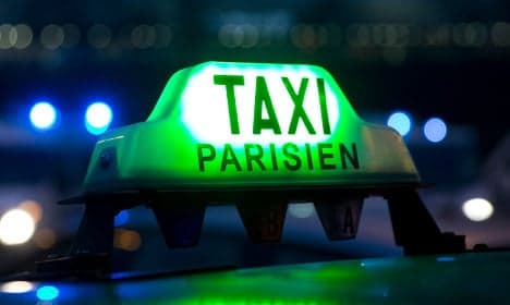 Art dealer 'forgets' €1.5 millon picture in Paris taxi