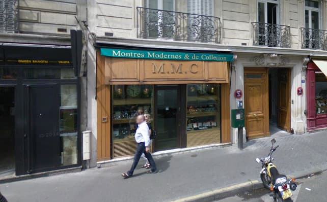 Paris: Thieves steal €900k haul in raid on luxury watch shop near Champs-Élysées