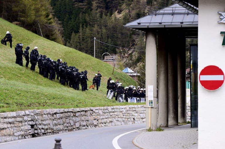 Austria pushes EU to make it easier to extend border checks